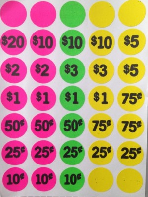 Bazar dans la cabine and friends.