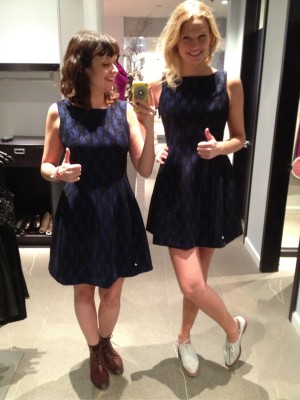 Essayage de robes des fêtes chez Jacob