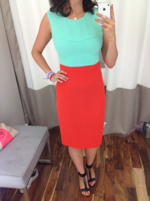 3 petites robes BCBG soldées