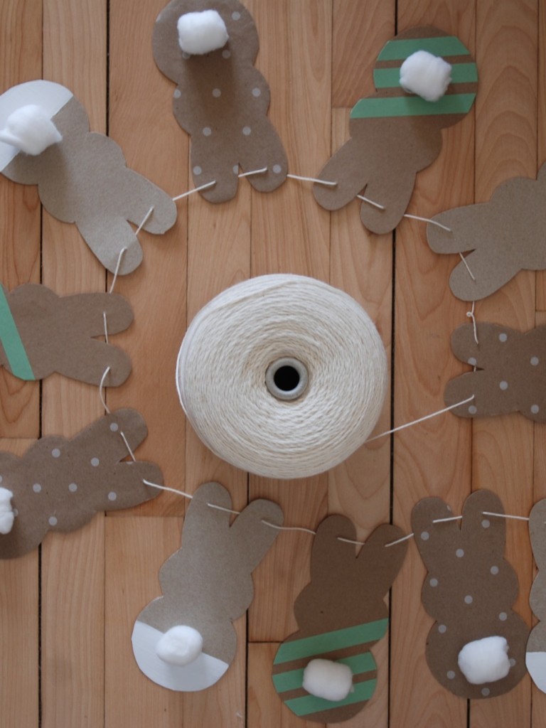 DIY de Pâques: guirlande de petits lapins