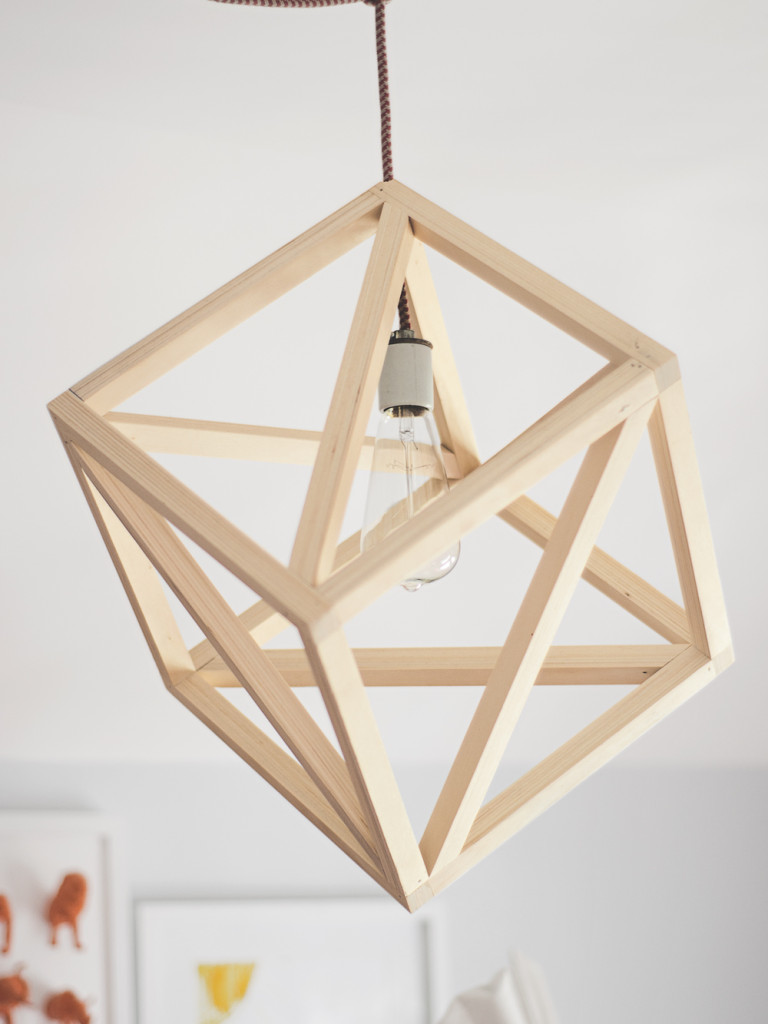 Une lampe, deux lampes, trois, quatre …