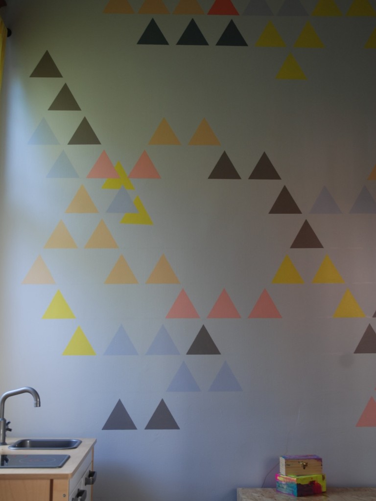 Des triangles encore des triangles pour la salle de jeux